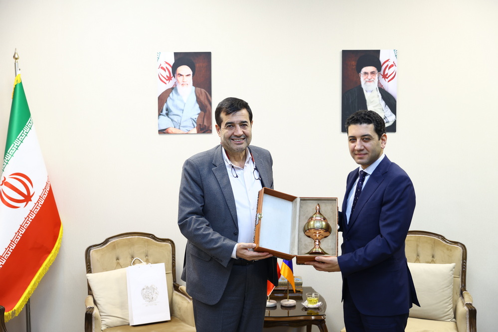 دنیامالی: تعاملات ورزش ایران و ارمنستان باید برجسته‌تر شود/ ورزش زورخانه‌ای را در ارمنستان توسعه می دهیم