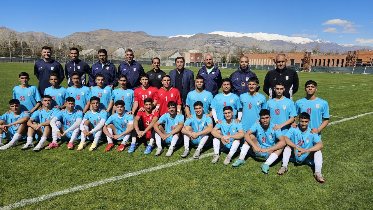 چمنیان خطاب به نوجوانان: مثل یک سرباز گوش به فرمان برای ایران بجنگید