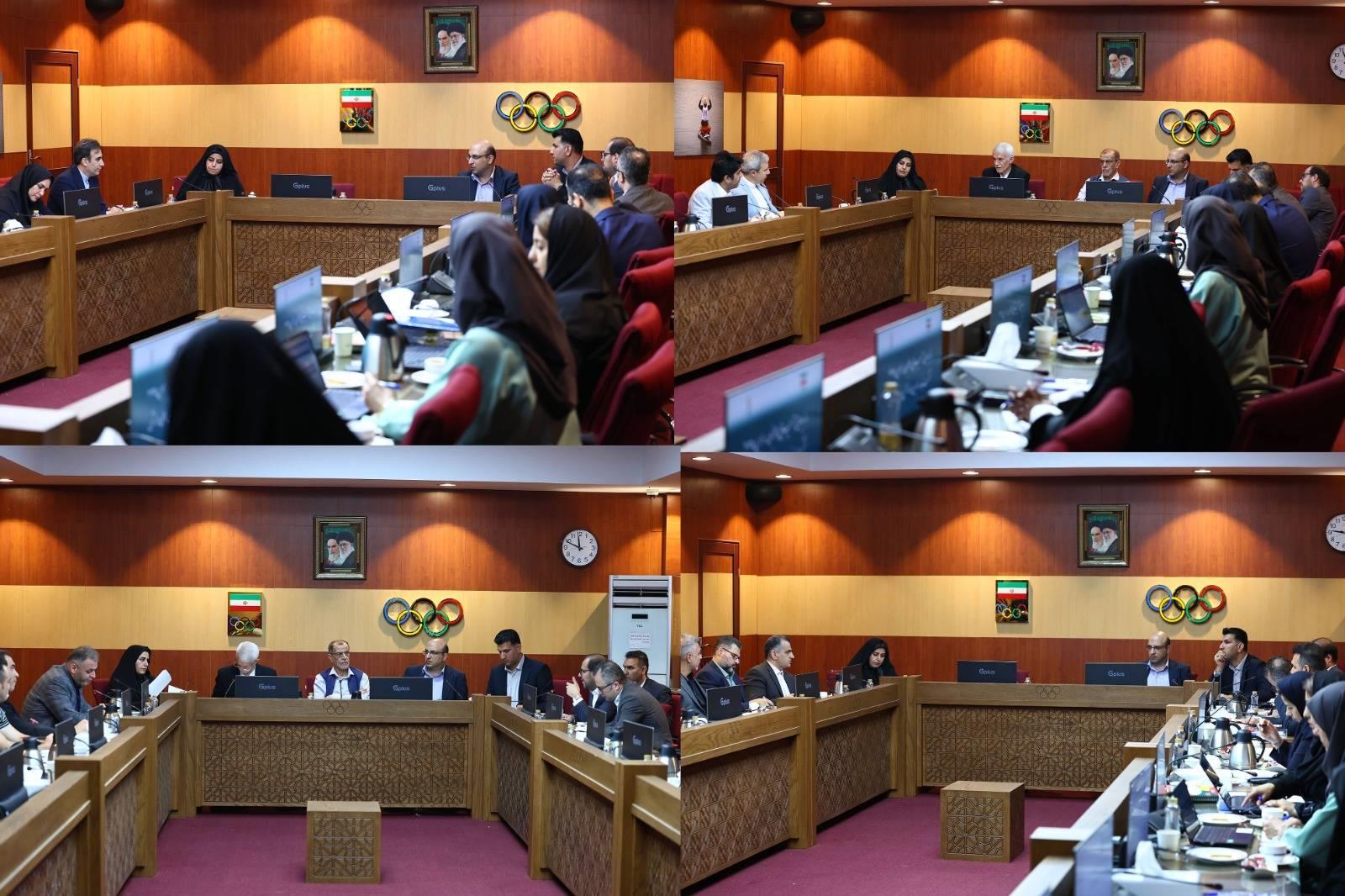 نشست مسئولین کمیته ملی المپیک و وزارت ورزش با 4 فدراسیون/ امیدواری انجمن های رزمی، وزنه برداری، کبدی و تنیس روی میز 