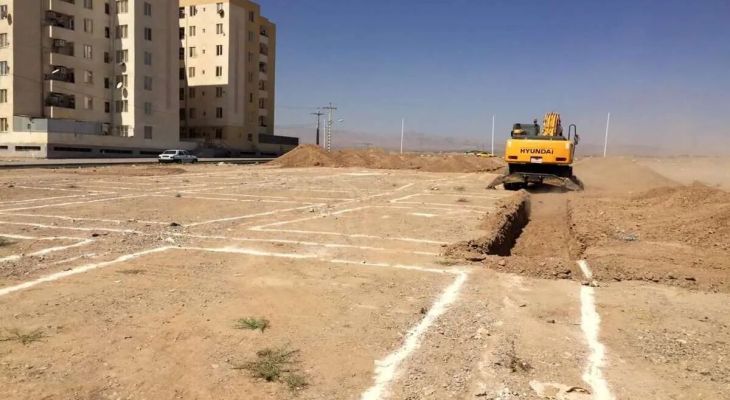 ۲۸۰۰ متقاضی بیرجندی پشت نوبت زمین هستند