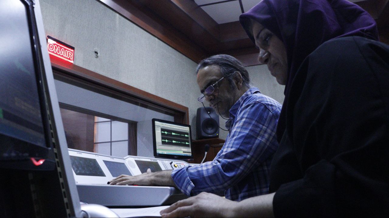 صداقت، راز ماندگاری رادیو در دل مردم است