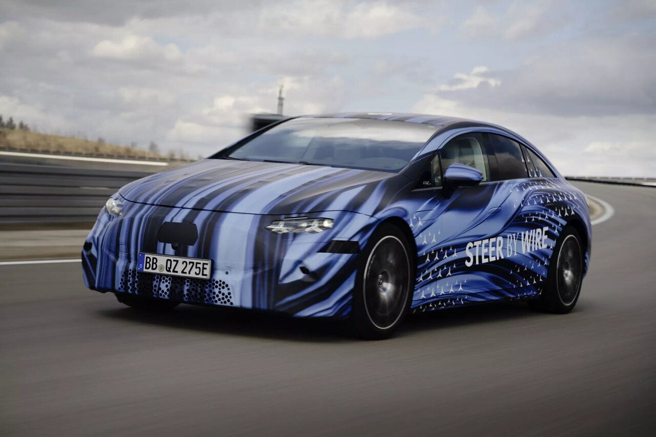 چرا رانندگان حرفه‌ای از فرمان جدید مرسدس وحشت دارند؟ 

