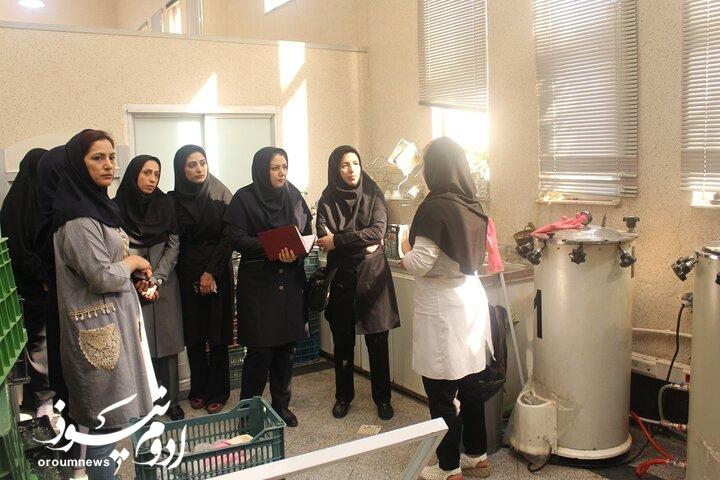 دختران ایرانی پرچمداران فناوری‌های نوین و دانش‌بنیان هستند