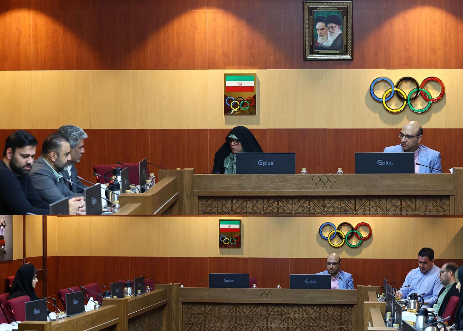 برگزاری نشست تخصصی بررسی فدراسیون‌های سوارکاری و شمشیربازی در کمیته