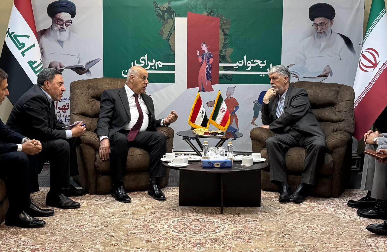 تلاش کرده‌ایم زمینه‌های لازم برای توسعه  نشر بین‌المللی را فراهم آوریم