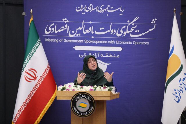 مهاجرانی: دولت گوش شنوایی برای فعالان اقتصادی دارد