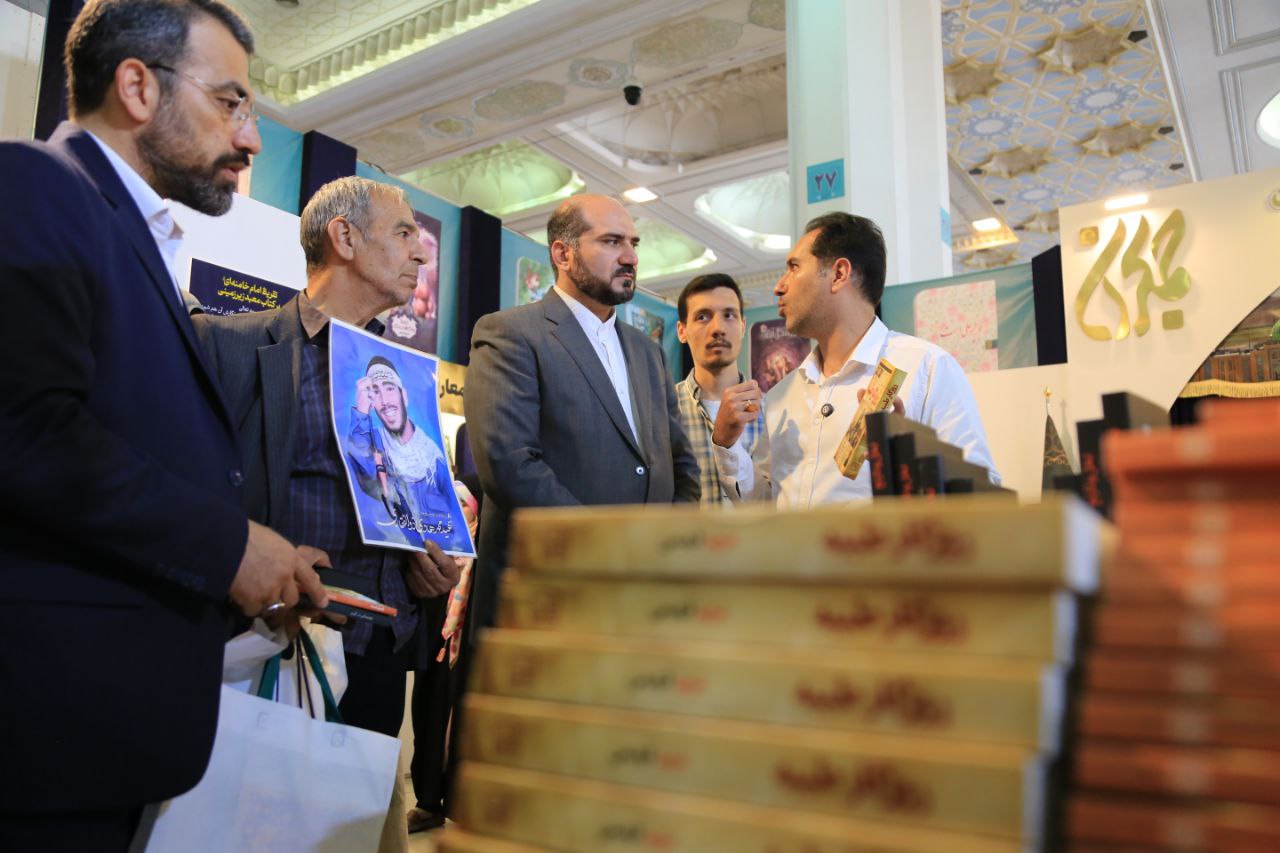 ابراز احساسات گسترده مردمی پس از شهادت شهید رئیسی پاسخ خدمات و محبت ایشان به مردم بود