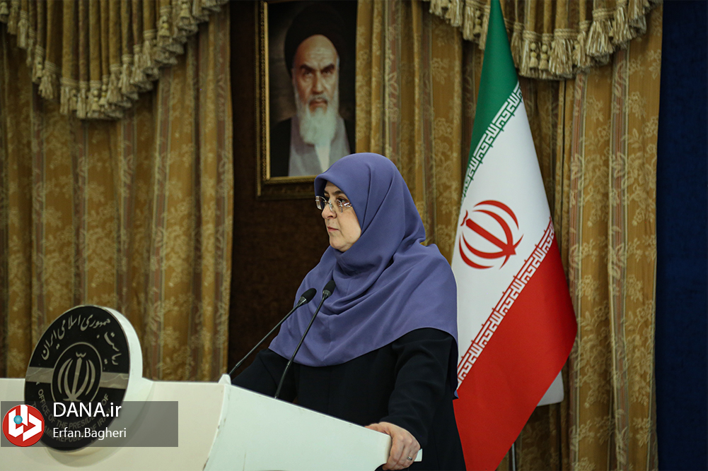 مهاجرانی: اجرای طرح بیمه سهام از اقدامات حمایتی دولت از بازار بورس بود