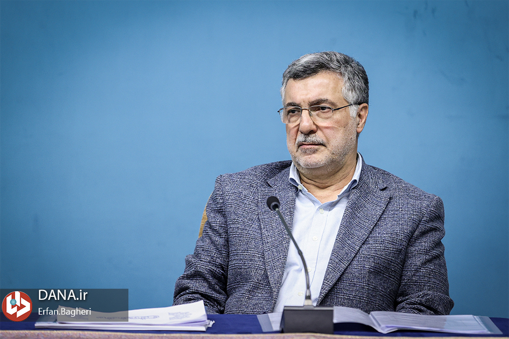 با معضل جدی بحران جمعیت مواجهیم