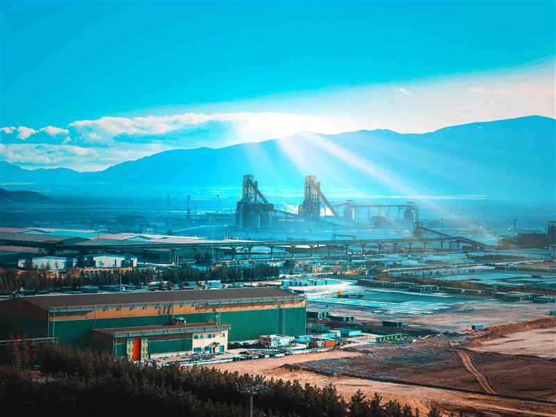 تبدیل فناوری اطلاعات در فولاد مباركه از حوزه پشتیبان به شریك استراتژیك در تحول سازمانی
