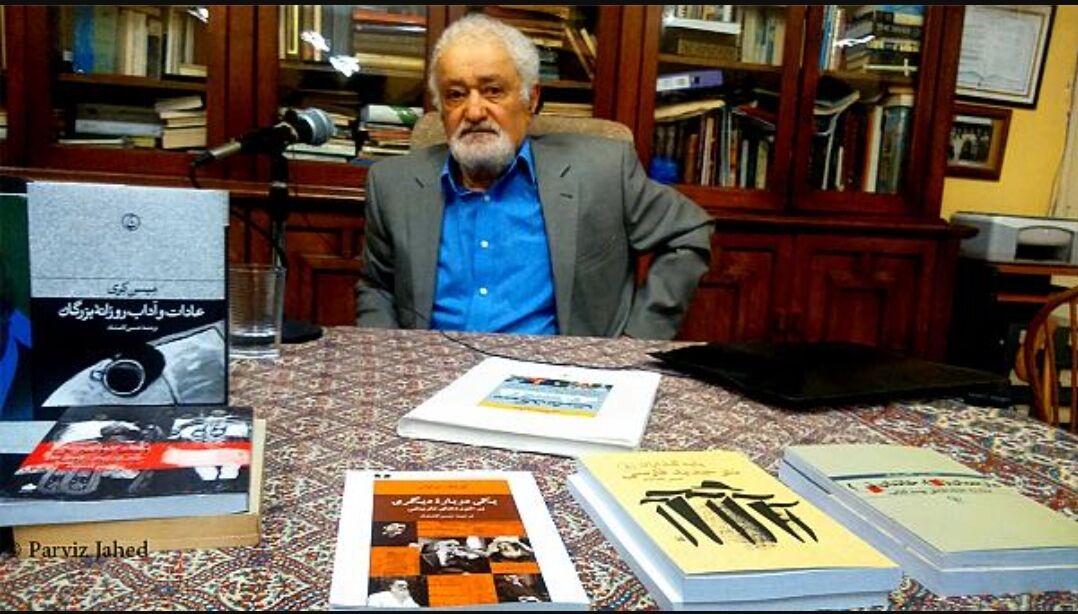 حسن کامشاد مترجم نامدار درگذشت