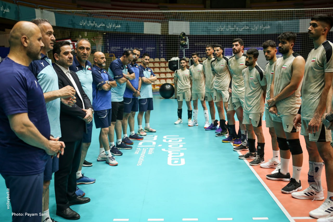 تقوی: اعتقادی به تیم الف و ب ندارم؛ مسئولیت والیبال ایران بر دوش شماست