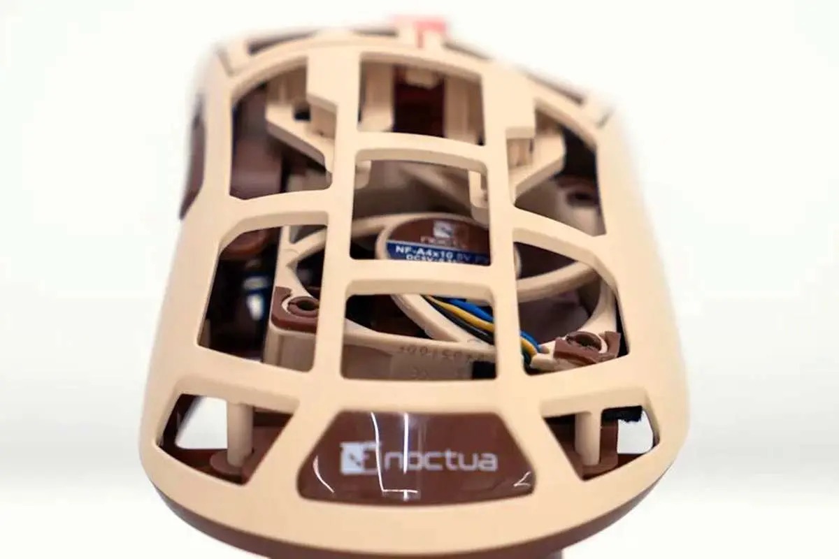 انقلاب در دنیای گیمینگ/  ماوسی که دستان شما را مثل یخ خنک می‌کند