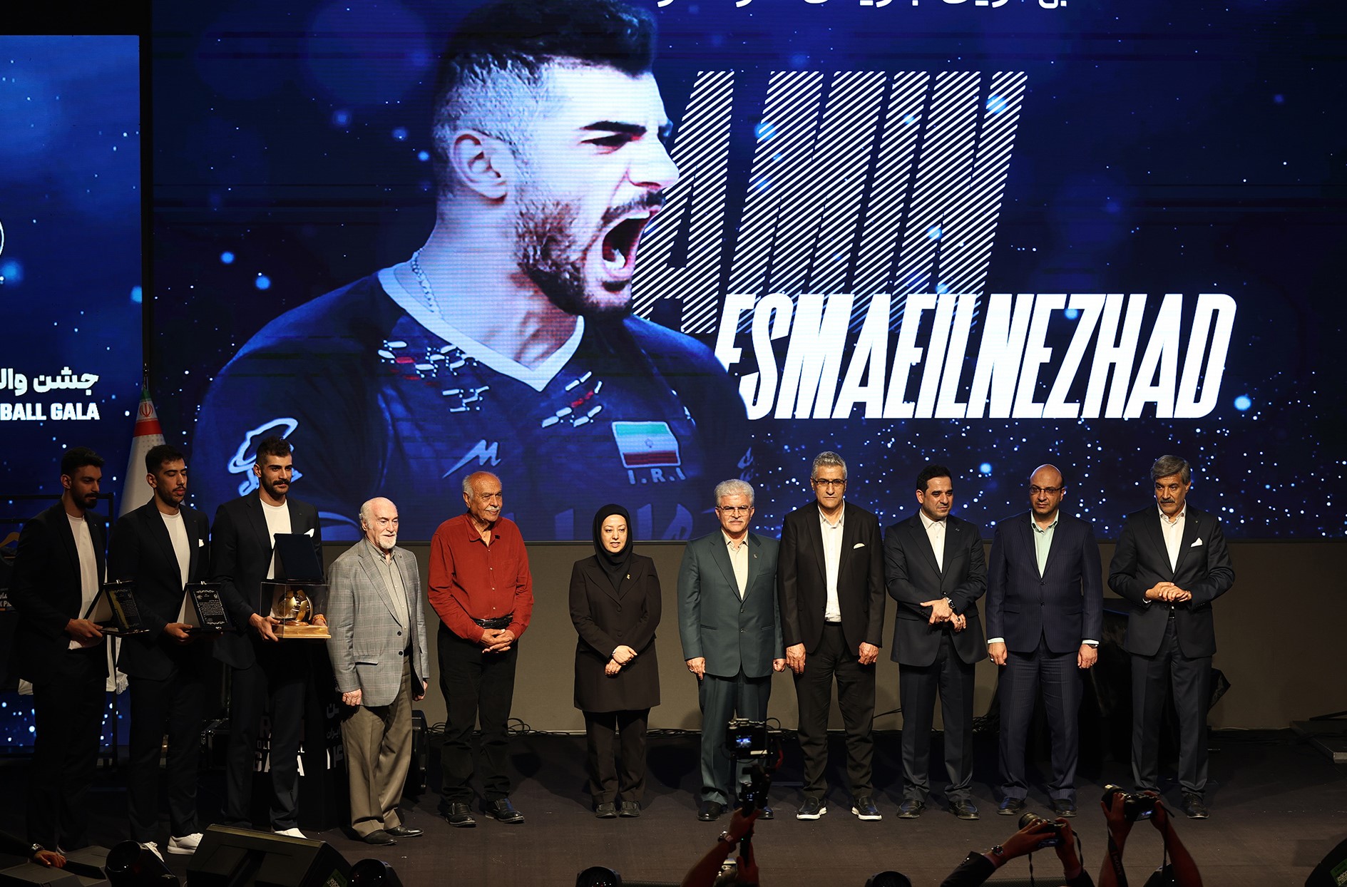 جشن بزرگ والیبال ایران برگزار شد/ برترین‌های والیبال معرفی شدند