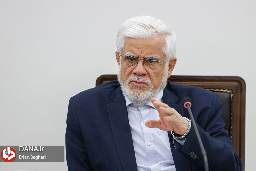 عارف: اگر دشمنان ذره‌ای عقل داشته باشند جسارت حمله جدید به ایران را پیدا نمی‌کنند