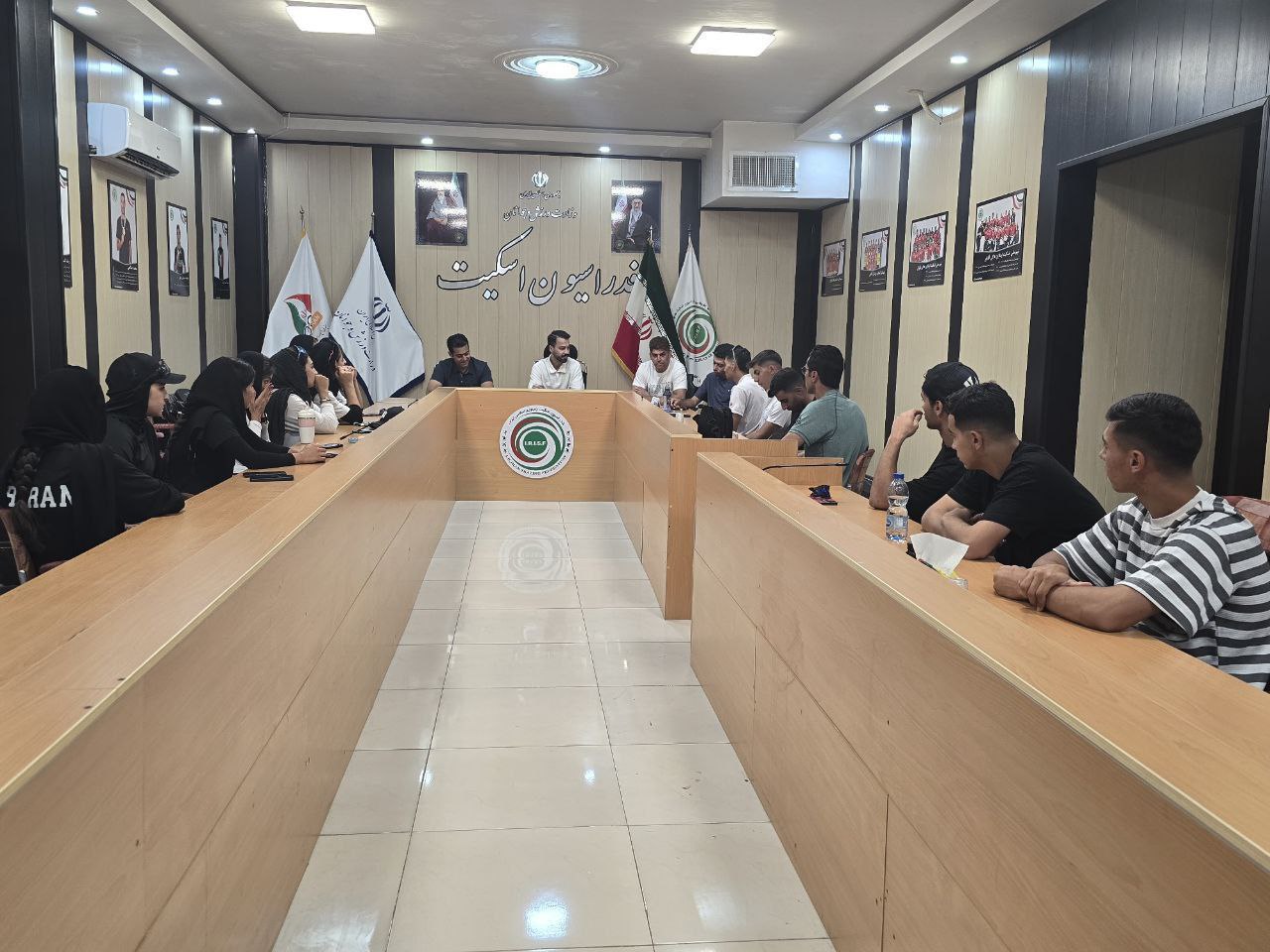 برگزاری جلسه مدیر تیم‌های ملی و کادرفنی با ملی‌پوشان اسکیت سرعت