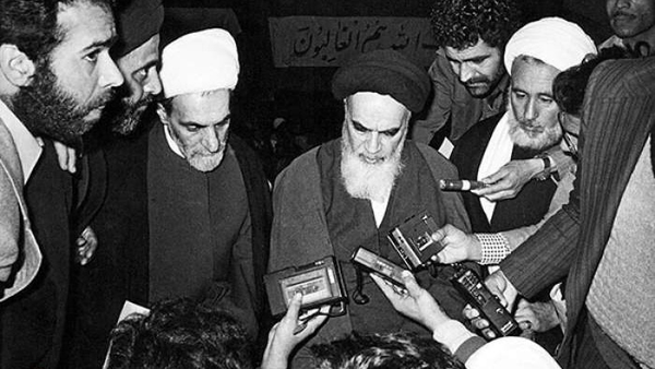 رسانه‌ها و تربیت از منظر امام خمینی (ره)