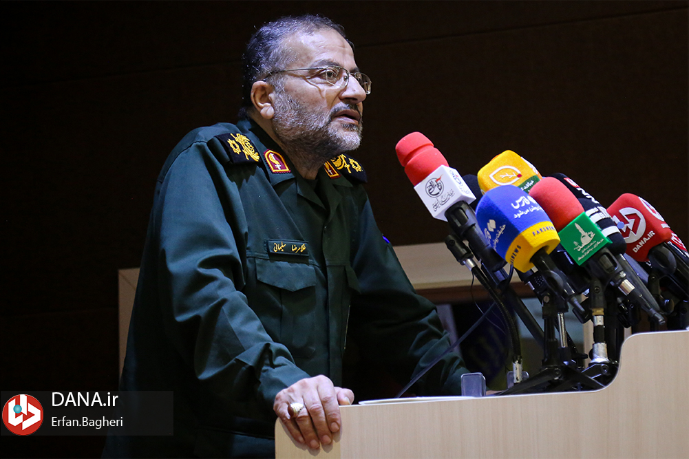 سردار سلیمانی: دشمنی با ایران، قبل از انقلاب هم سابقه داشت؛ اما ما ۴۶ سال است آنها را شکست دادیم