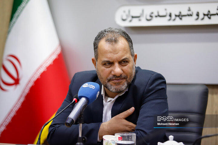 نگهداری سگ در خانه با فرهنگ ایرانی و بهداشت محیطی سازگار نیست