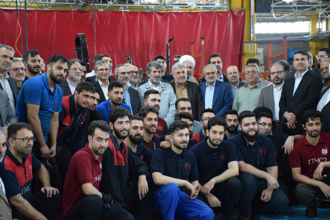 گروه صنعتی تراکتورسازی ایران میزبان اساتید و رؤسا دانشگاه‌ها در قالب اردوی راهیان پیشرفت/ آشنایی نزدیک با ظرفیت‌های تولید ملی