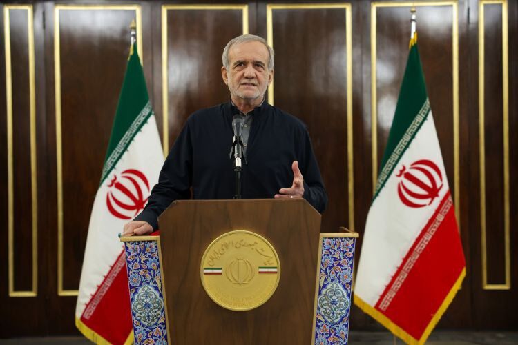 پزشکیان: اختیارات به استانها داده شده است؛ شفاف، شجاع و سریع عمل کنید