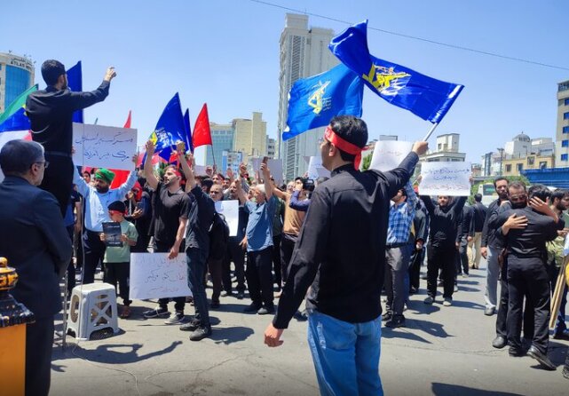 مردم: اسرائیل را شخم بزنید