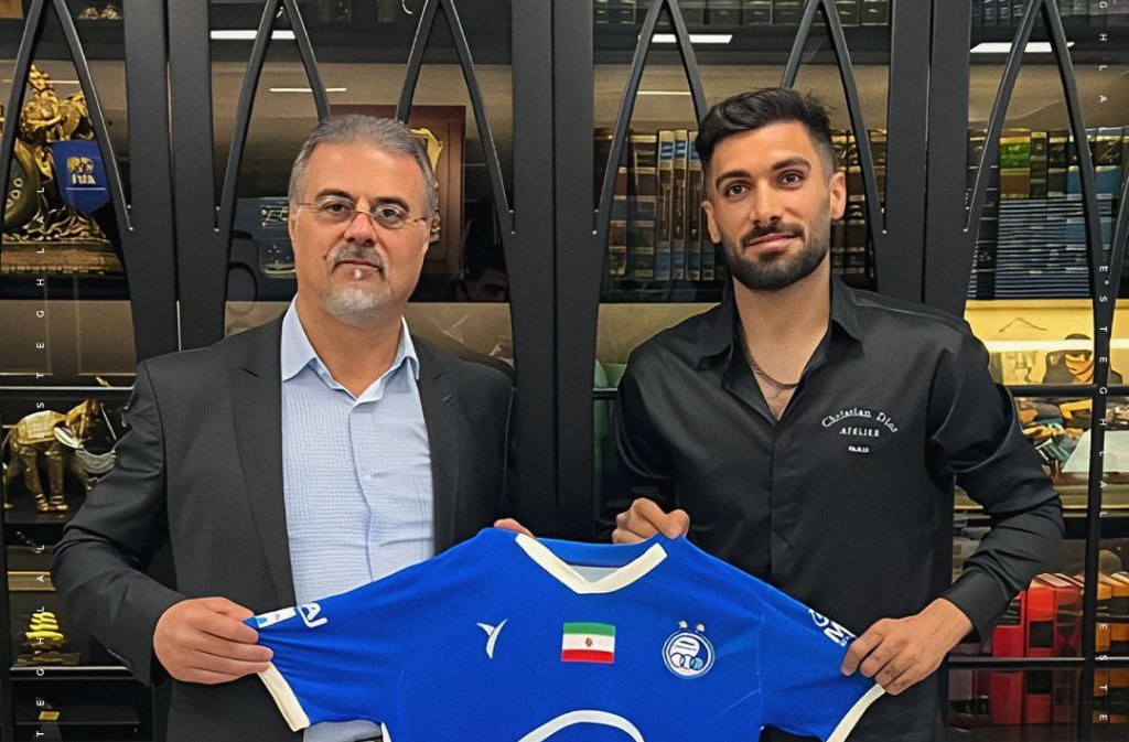 رونمایی بزرگ استقلال؛ آقاسی آبی‌پوش شد