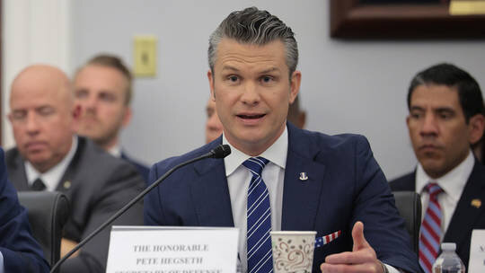 هگست: با نفوذ روسیه، چین و ایران در آمریکای لاتین مقابله می‌کنیم