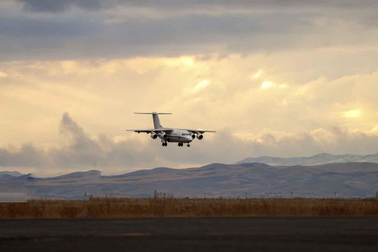 تمدید مجدد لغو پروازهای داخلی و خارجی تا ساعت ۱۴ شنبه