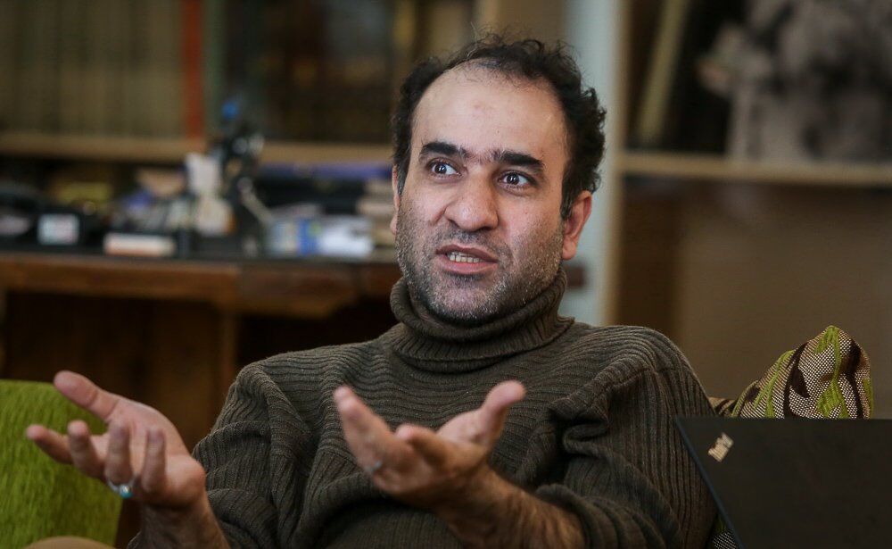 در ایران «زمین» هرگز دست به دست نشده است