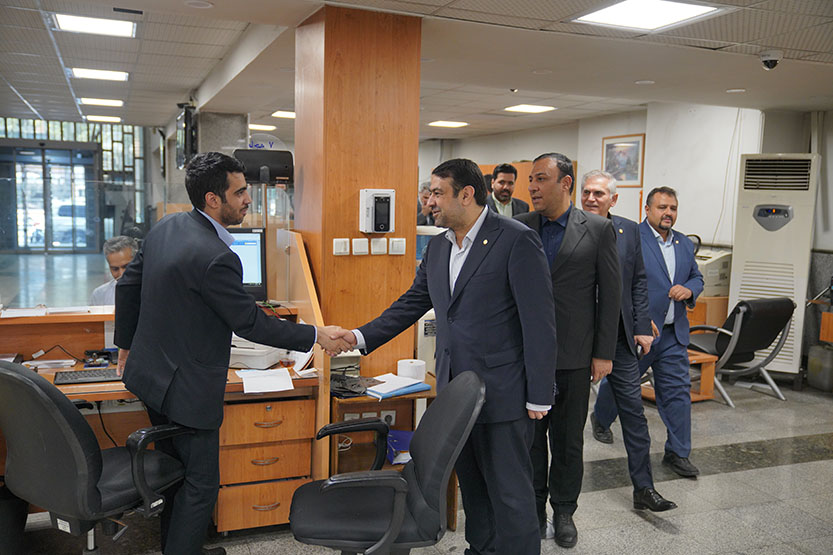 استمرار خدمات بانکی و درگاه های غیرحضوری بانک ملی ایران در سراسر کشور