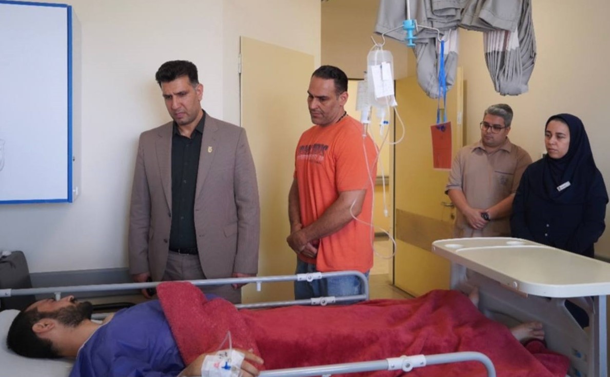 عیادت رئیس فدراسیون هندبال از مجروحین حملات رژیم صهیونیستی