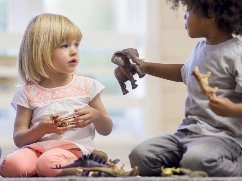 نقش خانواده در پرورش و تقویت هوش اخلاقی کودکان 