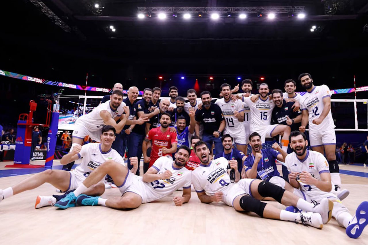 ادامۀ اردوی تیم ملی والیبال در بلگراد و برگزاری بازی تدارکاتی با لهستان