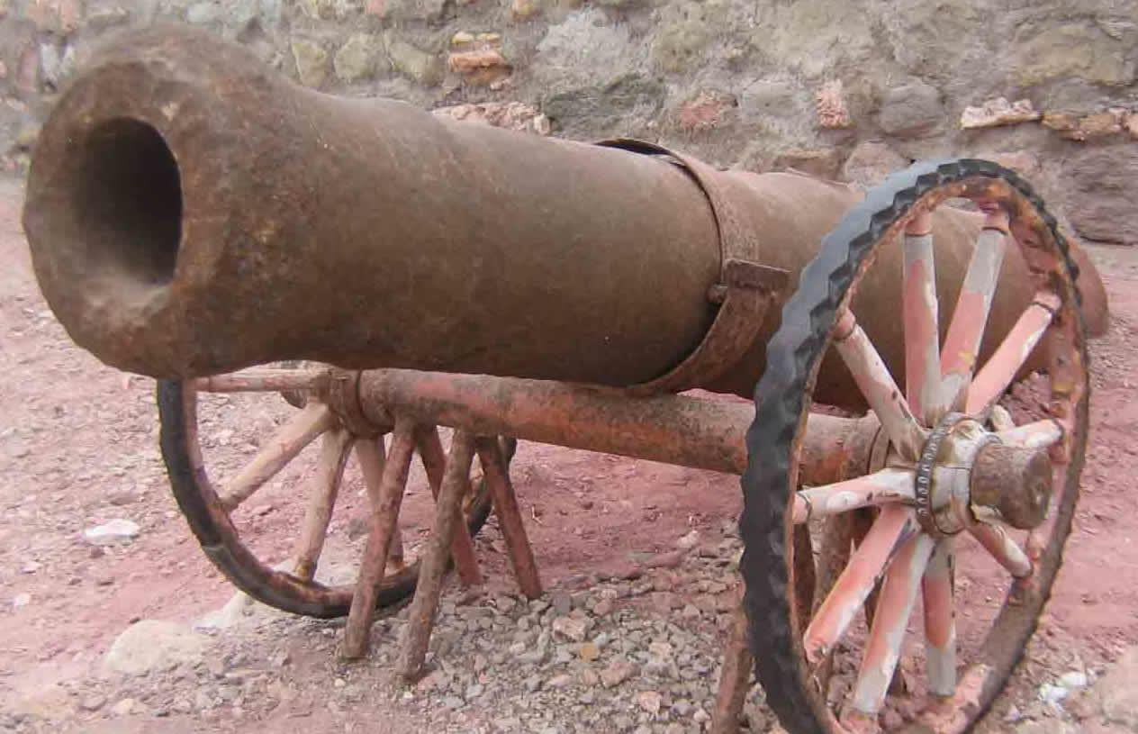 قمپز؛ سلاح روانی عثمانی‌ها که بدون انفجار دشمن را می‌ترساند