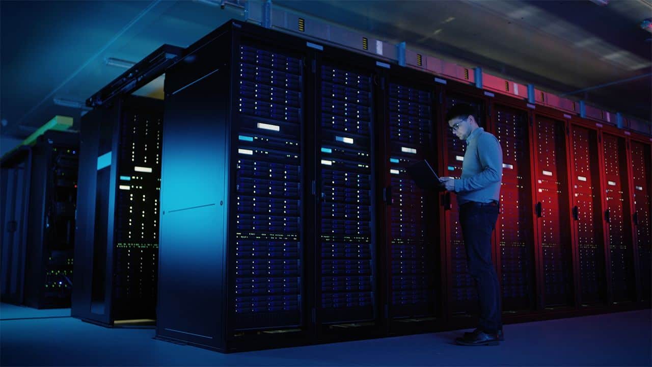 خرید رک شبکه مناسب، امنیت و زیبایی در شبکه های کامپیوتری