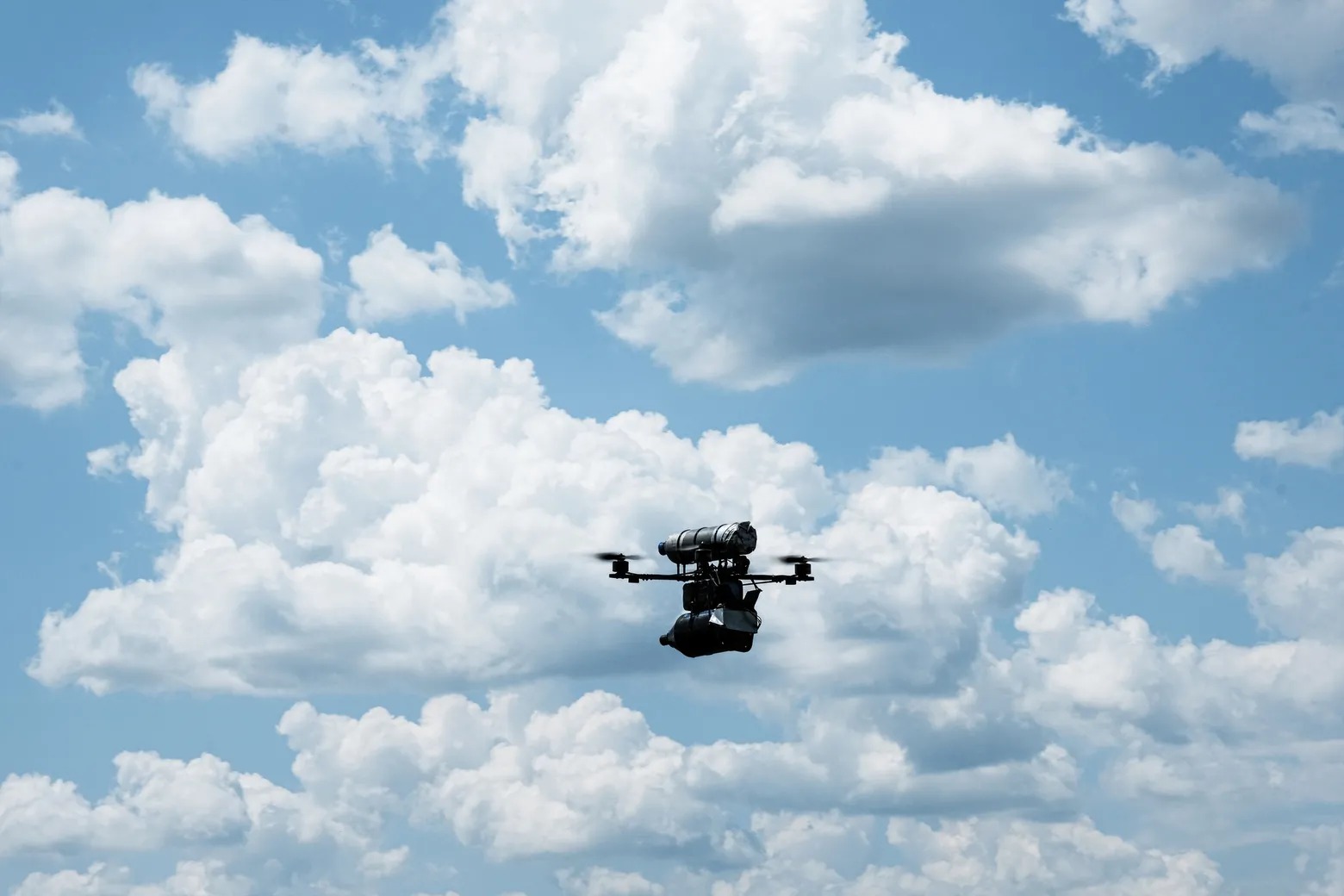 آمادگی دفاعی تایوان/ پهپاد انتحاری تایوان با قابلیت هوش‌مصنوعی به میدان آمد