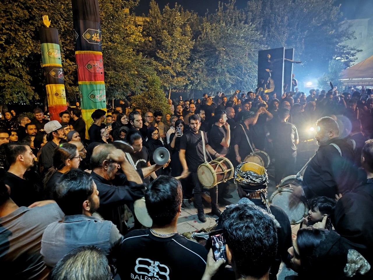 در شب دهم «خیمه هنر» چه گذشت؟/ وداعی باشکوه با «مقتلخوانی» در شب پایانی
