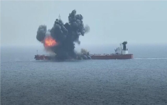 غرق شدن کامل کشتی «مجیک سیز» در اعماق دریا