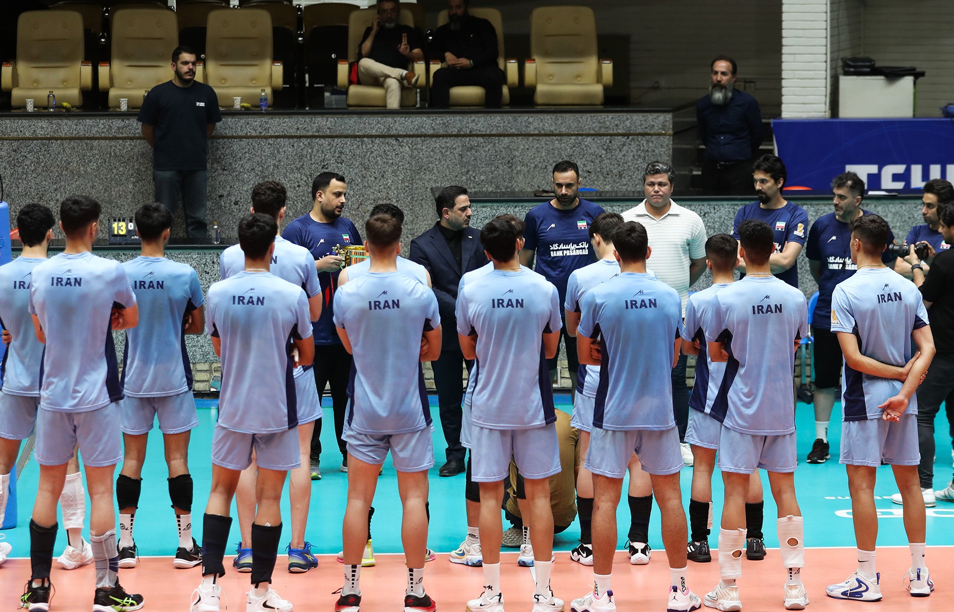 تقوی: والیبال تمرکز مردم را از جنگ برداشت/ هدف مسابقات قهرمانی جهان است