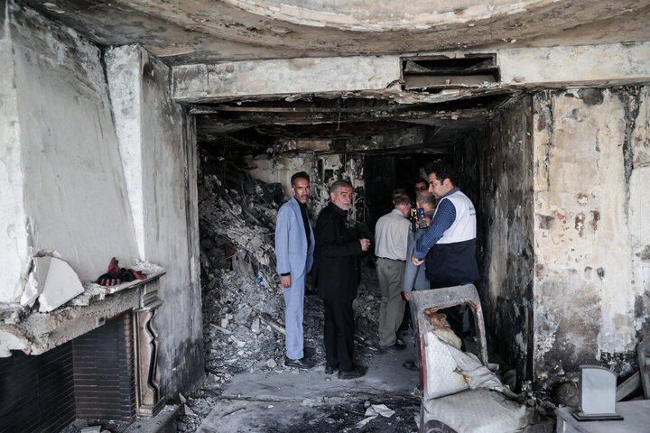 بازدید اعضای کمیسیون امور داخلی کشور از مناطق آسیب‌دیده در جنگ ۱۲ روزه