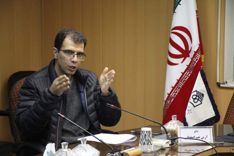 چالش‌های پیش روی سیاست مهاجرتی جدید ایران در گفتگو با آرش نصر اصفهانی