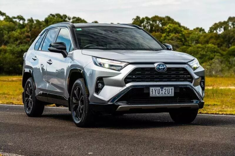 معنای مخفف RAV4 فاش شد/ چرا تویوتا ۳۰ سال حقیقت را پنهان کرد؟+عکس