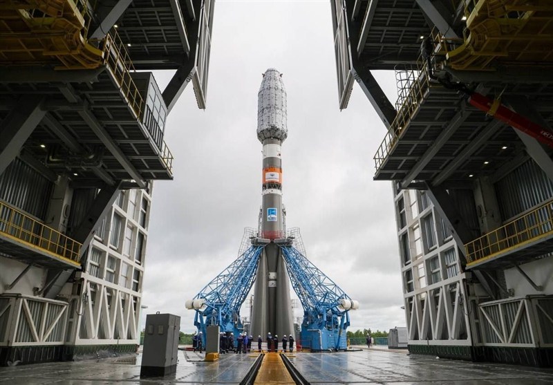 ماهواره های ظفر ۲ و پایا در ماه های آتی پرتاب می شوند/ آماده پرتاب پارس ۲ هستیم