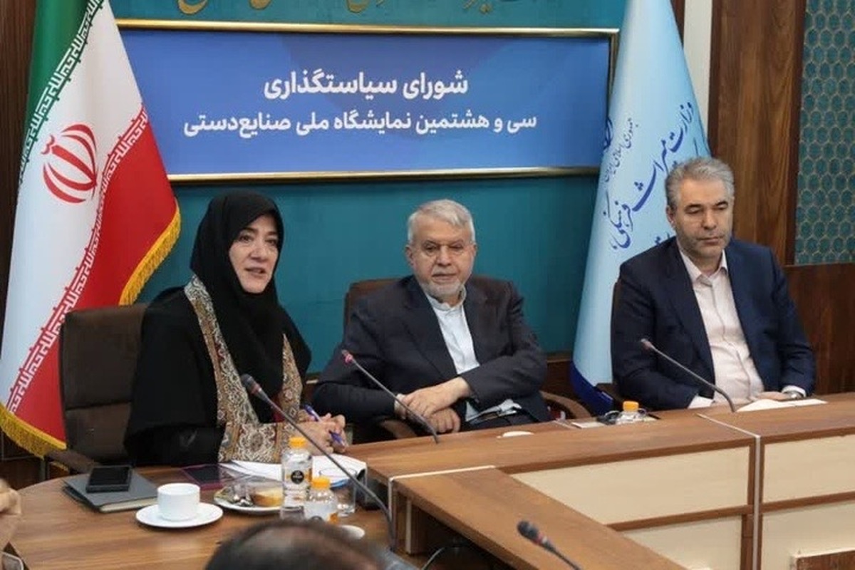 فروش ۱۰۰ میلیاردی در نمایشگاه صنایعدستی سال گذشته/ آغاز عصر جدید در رویدادهای ملی هنرهای سنتی