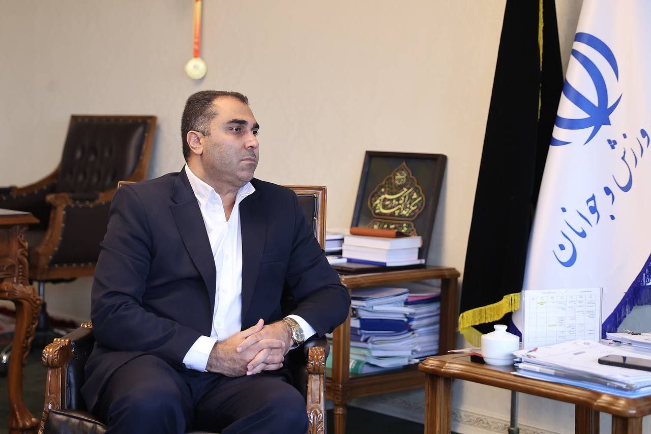 پازند: تمام قد پشت جوانان هستیم/ هیجانات آنها باید در پیست خالی شود