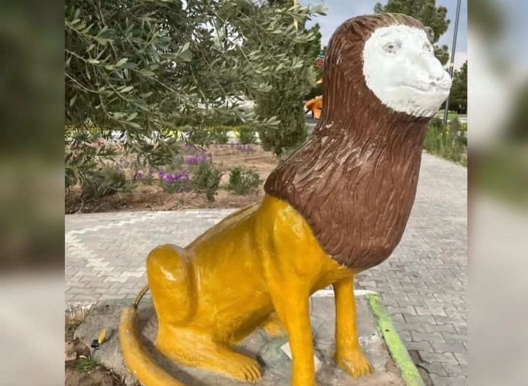 مجسمه شیر