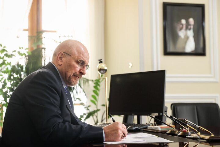 قالیباف: مجلس برای تصویب لوایح دولت در حمایت از خبرنگاران آمادگی دارد