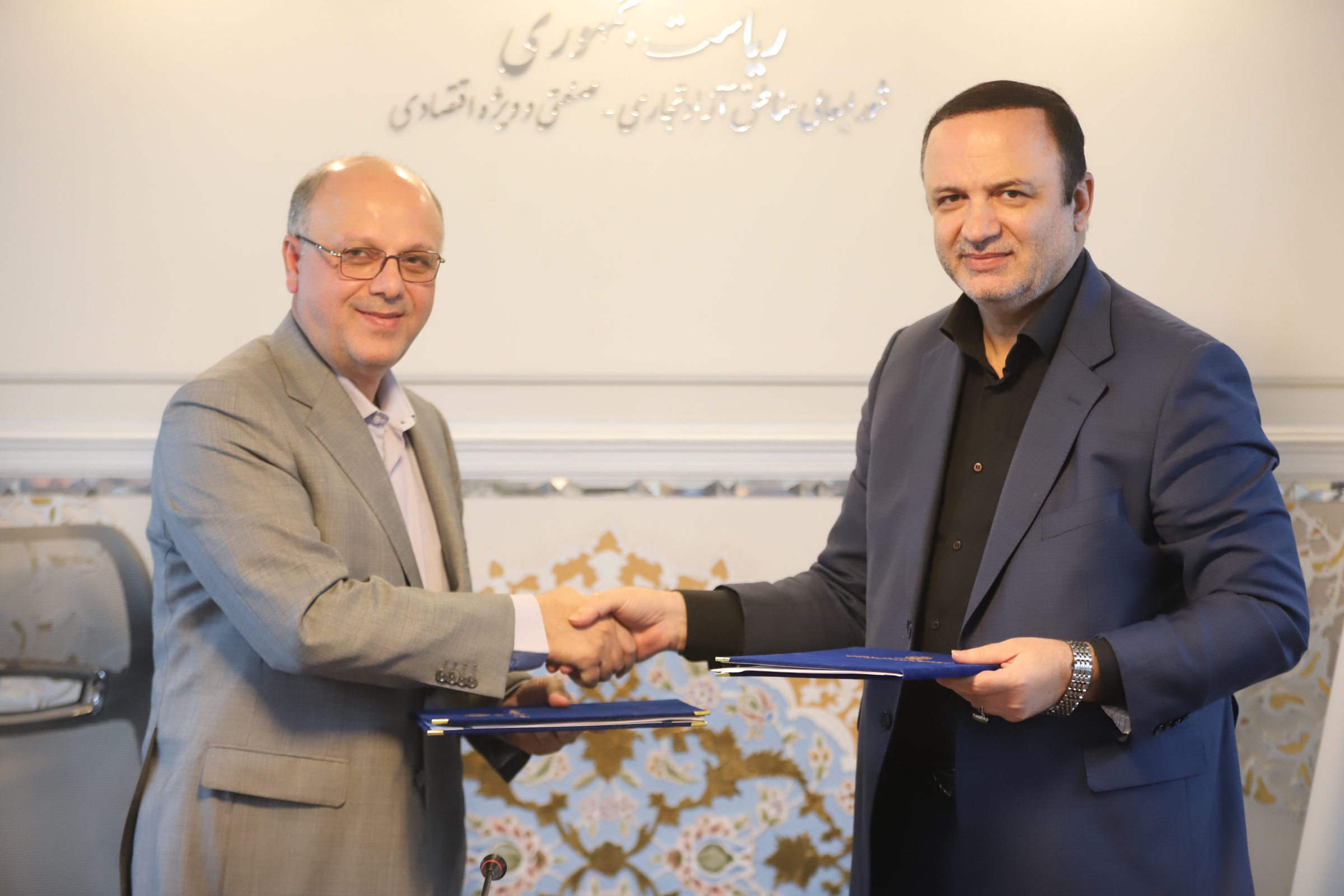  مناطق آزاد به پایلوت اجرای سند ملی بهره‌وری تبدیل می‌شوند