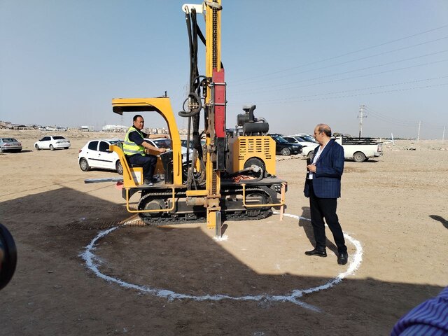 آغاز عملیات اجرایی و بهره‌برداری از حدود ۴۰۰ مگاوات نیروگاه خورشیدی در کشور